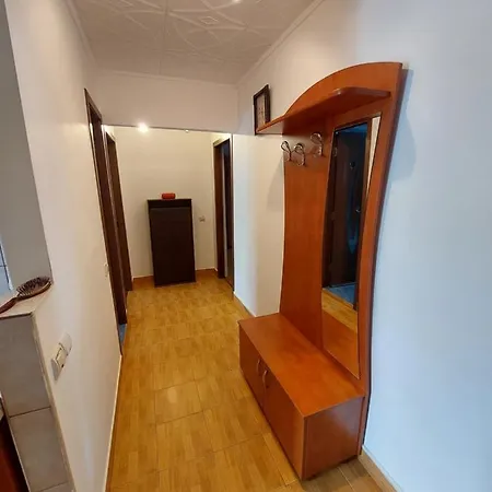 Zărneşti Apartament Natalie&Helen מראה חיצוני תמונה