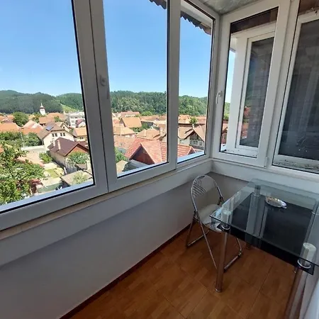 Zărneşti Apartament Natalie&Helen מראה חיצוני תמונה